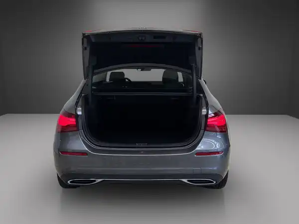 MERCEDES-BENZ A 180 (12/24)