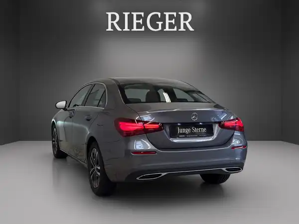 MERCEDES-BENZ A 180 (9/24)