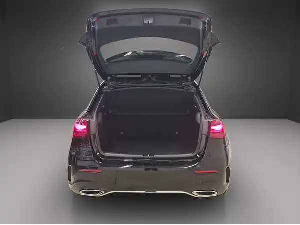 MERCEDES-BENZ A 180 (12/26)