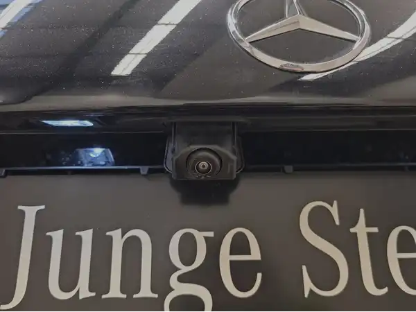 MERCEDES-BENZ A 180 (16/26)