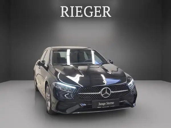 MERCEDES-BENZ A 180 (3/26)