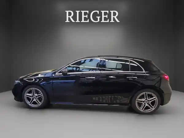MERCEDES-BENZ A 180 (5/26)