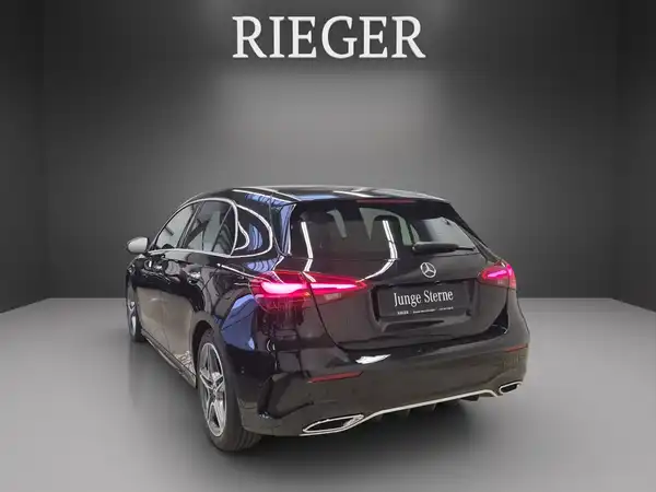 MERCEDES-BENZ A 180 (9/26)
