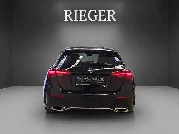 MERCEDES-BENZ A 180 (10/25)