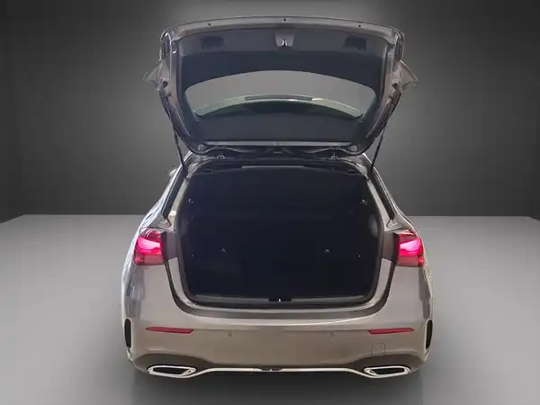 MERCEDES-BENZ A 180 (12/25)