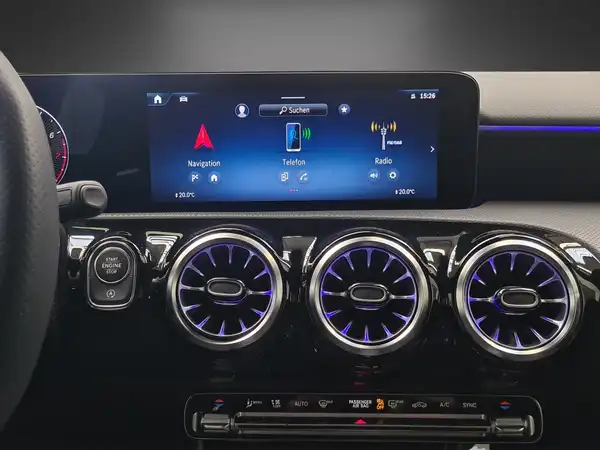 MERCEDES-BENZ A 180 (17/25)