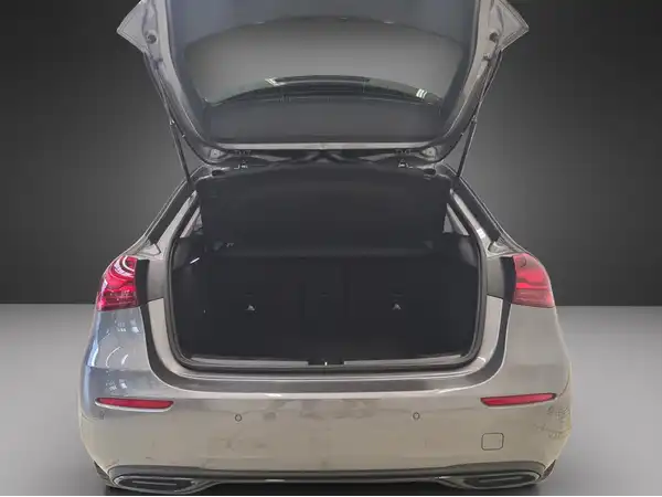 MERCEDES-BENZ A 180 (11/24)