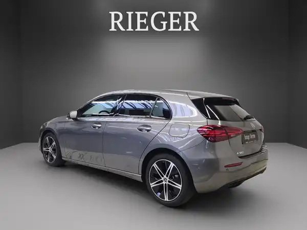 MERCEDES-BENZ A 180 (9/24)