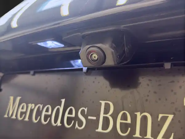 MERCEDES-BENZ A 180 (16/25)