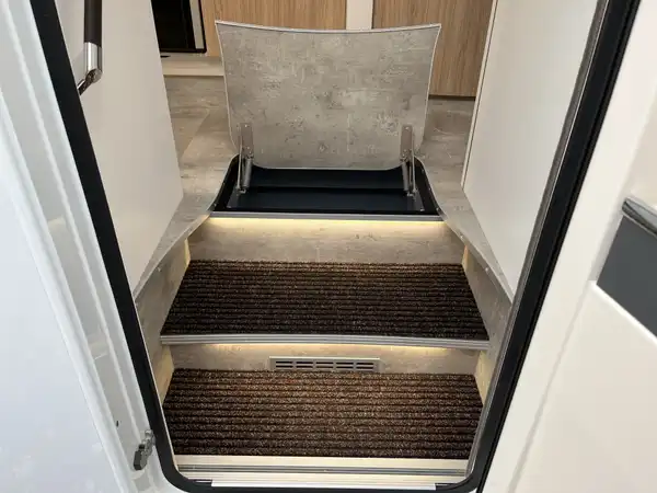 FRANKIA I 740 (16/31)