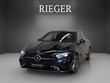 MERCEDES-BENZ A 200 (1/24)
