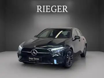 MERCEDES-BENZ A 180 (1/24)